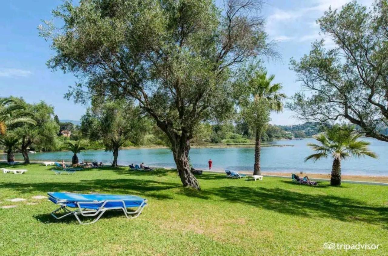Govino Bay Luxury Beach Loft Apartment Danilia Eksteriør bilde