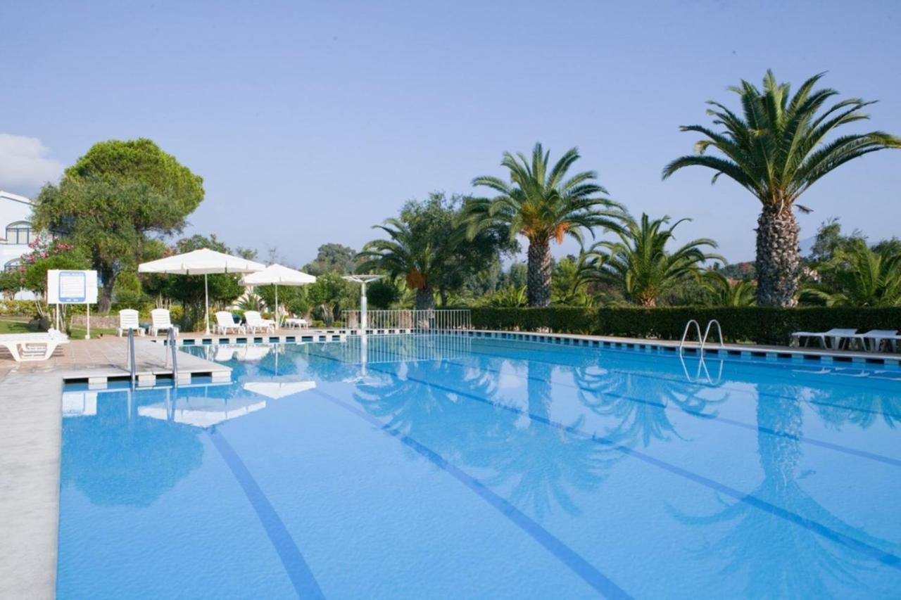 Govino Bay Luxury Beach Loft Apartment Danilia Eksteriør bilde