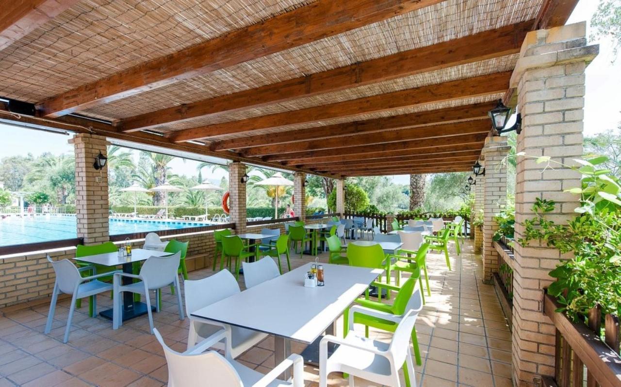 Govino Bay Luxury Beach Loft Apartment Danilia Eksteriør bilde