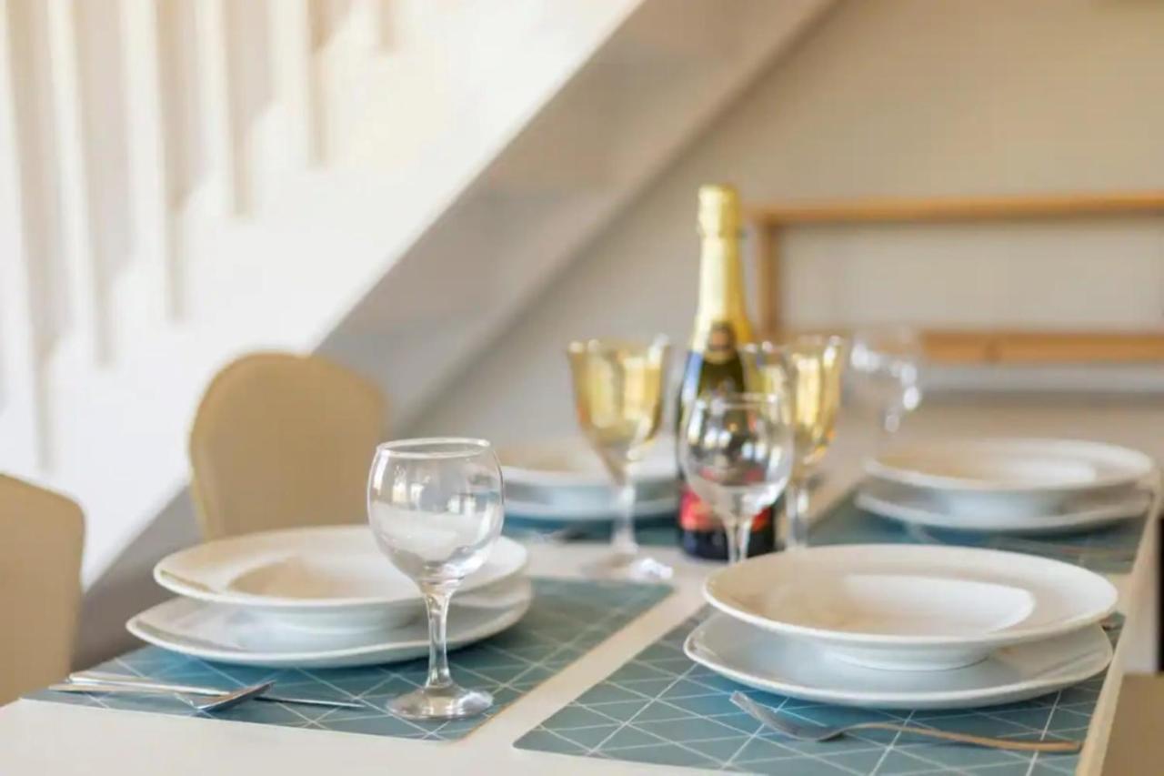 Govino Bay Luxury Beach Loft Apartment Danilia Eksteriør bilde
