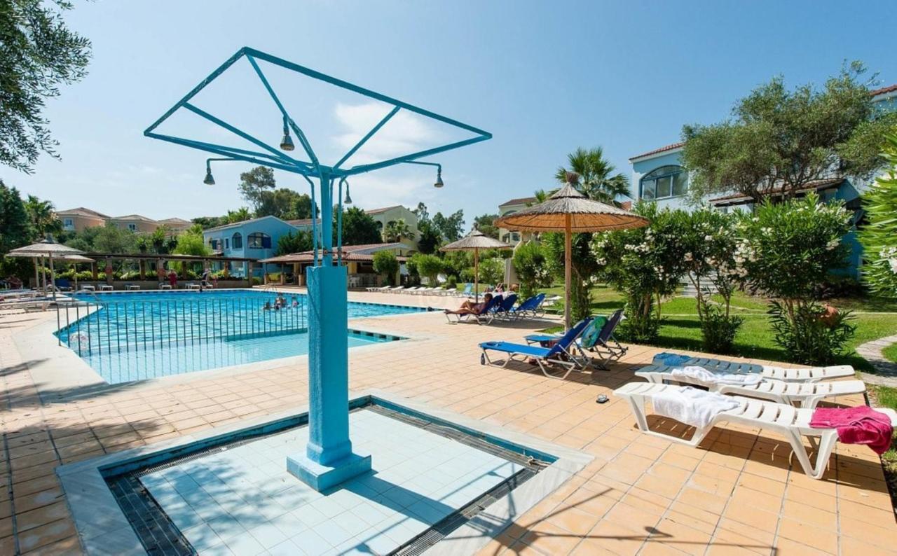Govino Bay Luxury Beach Loft Apartment Danilia Eksteriør bilde