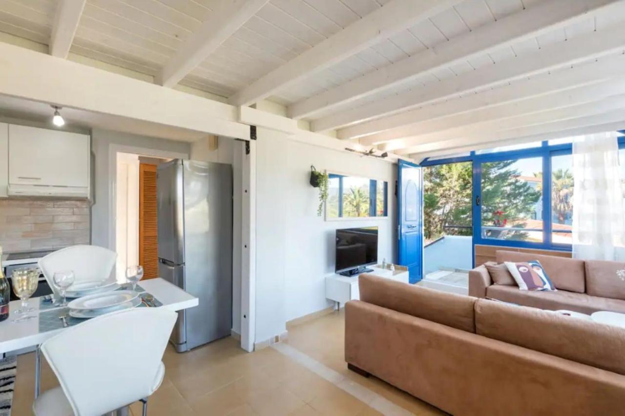 Govino Bay Luxury Beach Loft Apartment Danilia Eksteriør bilde