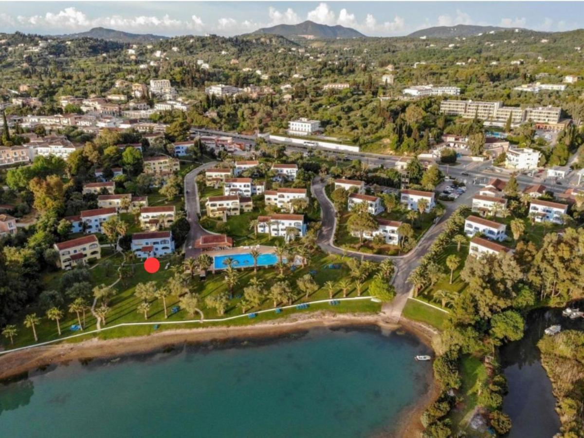 Govino Bay Luxury Beach Loft Apartment Danilia Eksteriør bilde